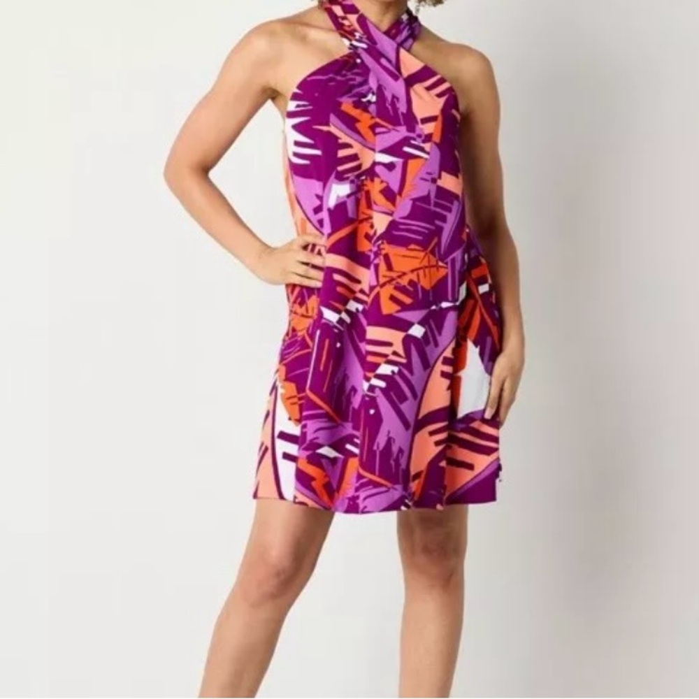 Bold elements women’s sleeveless dress colorful twist Halter neck. Size medium.